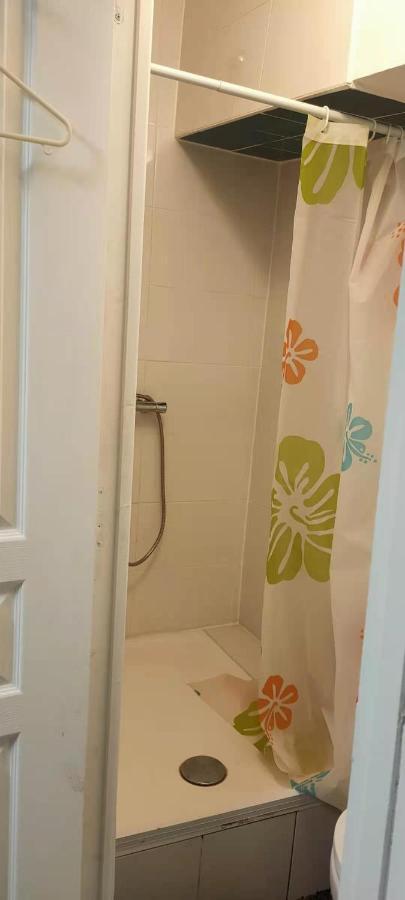 Fleur De Paris Hostel Buitenkant foto