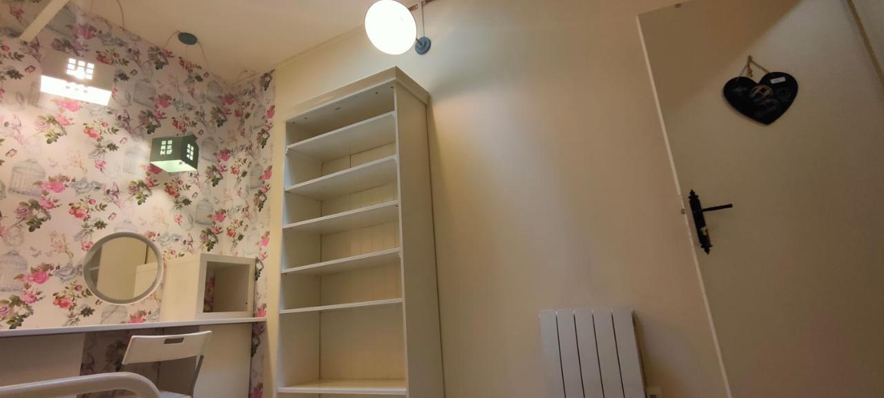 Fleur De Paris Hostel Buitenkant foto