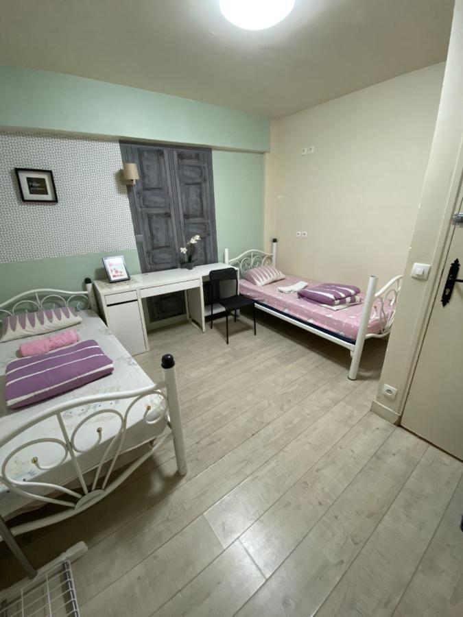 Fleur De Paris Hostel Buitenkant foto