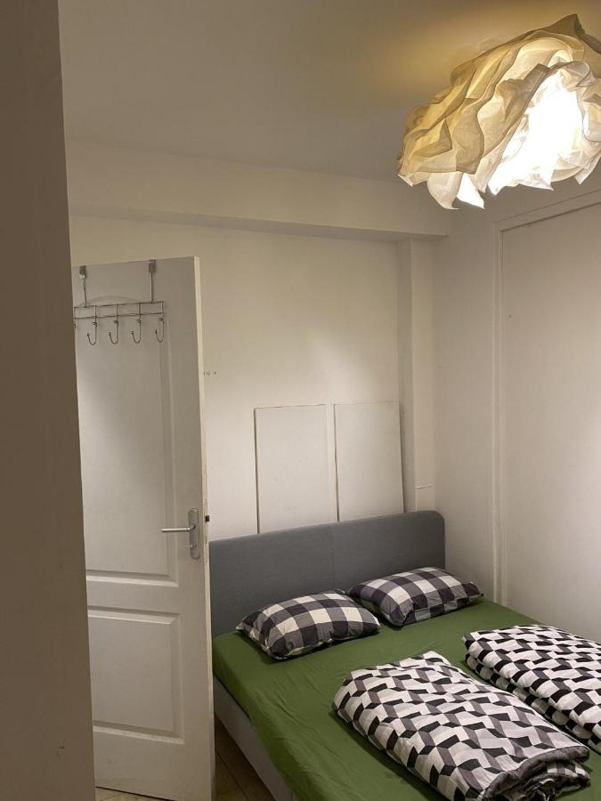 Fleur De Paris Hostel Buitenkant foto